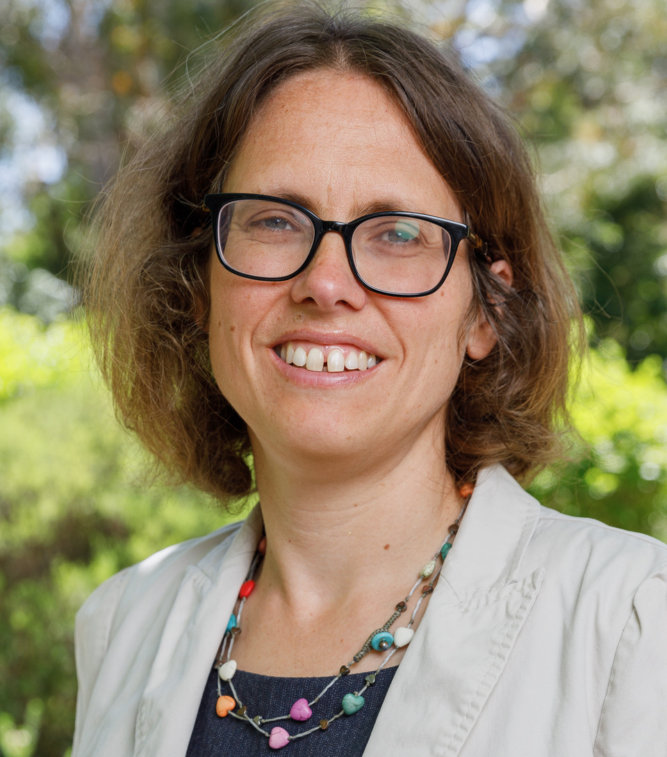 Dr. Rosemary J. Harris